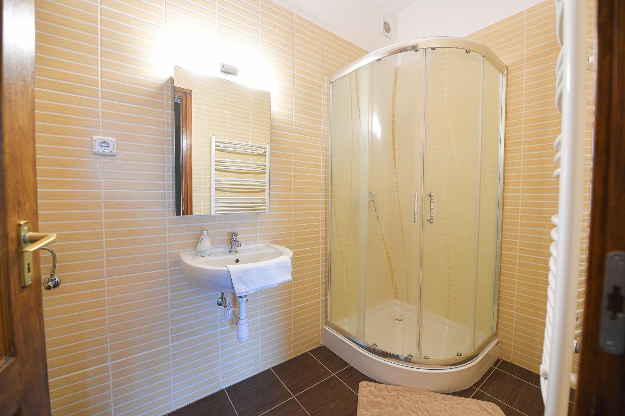 אגר Kokusz Apartmanok חדר תמונה